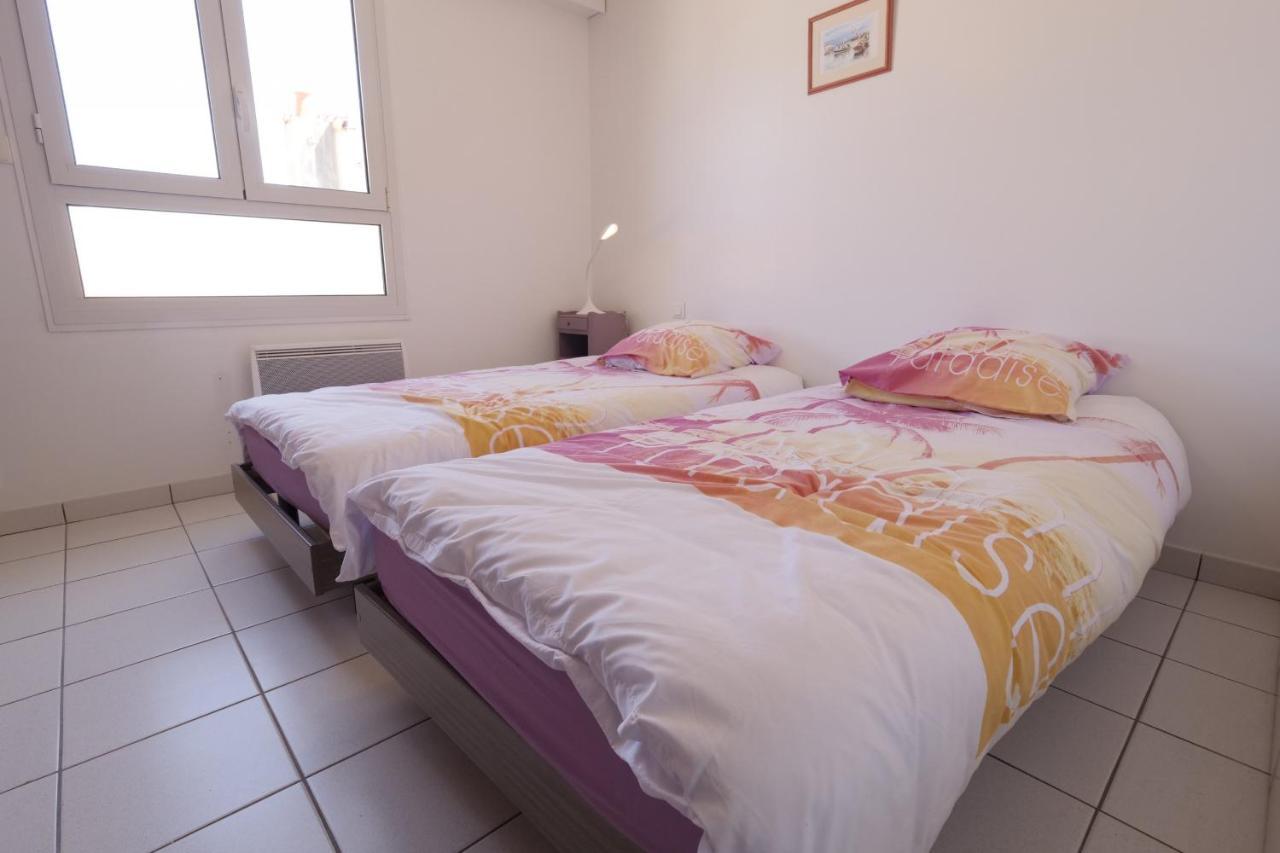 Un Appartement Sur La Marina De St-Gilles Saint-Gilles-Croix-de-Vie Esterno foto